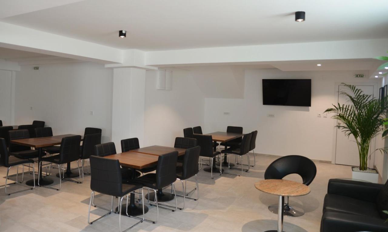 Vila Mihaela Skopje Ngoại thất bức ảnh